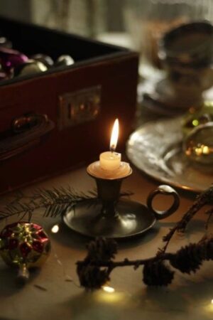 Yule rituals, Winter Solstice rituals, Yule traditions, Winter solstice traditions, Yule spells, Winter Solstice spells, and how to celebrate Yule